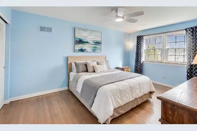 2013 N Windsor Drive, Arlington Heights, IL 60004 - Photo 19