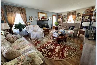 208 E Market Street, Tampico, IL 61283 - Photo 5