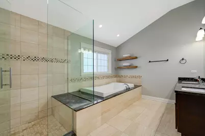 2852 W Fletcher Street, Chicago, IL 60618 - Photo 21