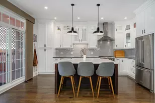 2852 W Fletcher St, Chicago, IL 60618 - Photo 9