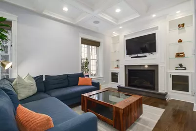 2852 W Fletcher Street, Chicago, IL 60618 - Photo 13