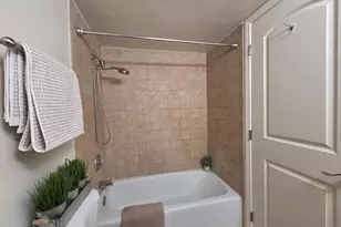 7117 W 93rd St, Oak Lawn, IL 60453 - Photo 11