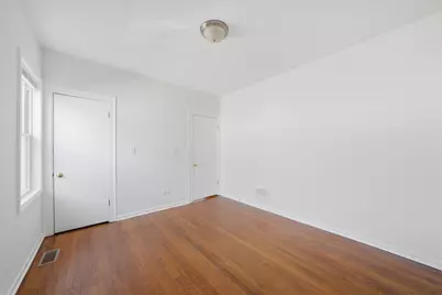 8233 S Harper Avenue, Chicago, IL 60619 - Photo 15