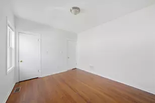 8233 S Harper Ave, Chicago, IL 60619 - Photo 15