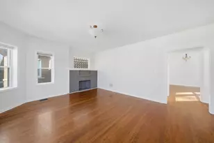 8233 S Harper Ave, Chicago, IL 60619 - Photo 5