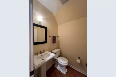 1231 Caroline Court, Vernon Hills, IL 60061 - Photo 9