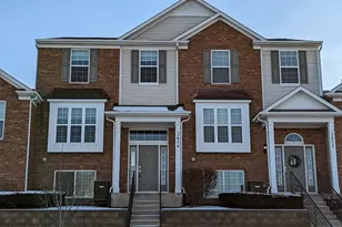 3604 Neubauer Circle, Lindenhurst, IL 60046 - Photo 1