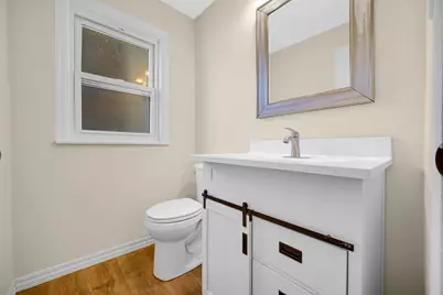 10558 S Prairie Avenue, Chicago, IL 60628 - Photo 11