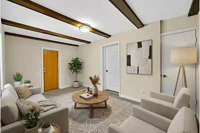 10558 S Prairie Avenue, Chicago, IL 60628 - Photo 9