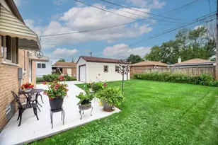 7964 S Tripp Ave, Chicago, IL 60652 - Photo 25