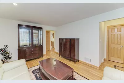 7964 S Tripp Avenue, Chicago, IL 60652 - Photo 3