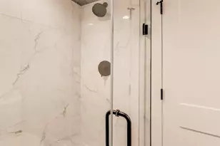 3440 W Hirsch St, Chicago, IL 60651 - Photo 25