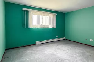 8970 N Parkside Ave, Des Plaines, IL 60016 - Photo 7