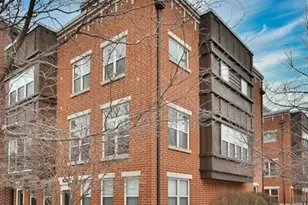 2523 S Calumet Ave, Chicago, IL 60616 - Photo 1