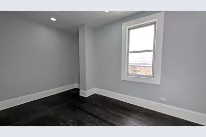 5028 W Lawrence Avenue, Chicago, IL 60630 - Photo 9
