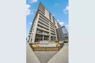 910 W Huron Street #1010, Chicago, IL 60642 - Photo 1