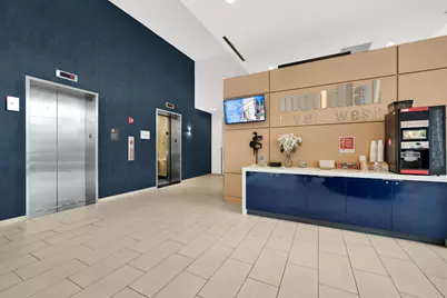 910 W Huron Street #1010, Chicago, IL 60642 - Photo 33