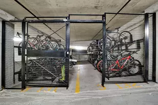 910 W Huron St, Chicago, IL 60642 - Photo 27