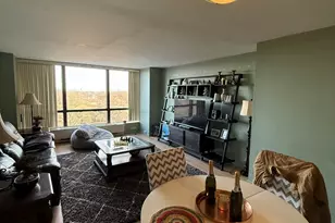 5415 N Sheridan Rd, Chicago, IL 60640 - Photo 3