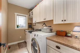 941 N 2150th Rd, Ottawa, IL 61348 - Photo 29