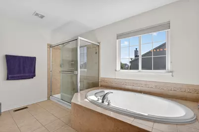 359 W Asbury Drive, Round Lake, IL 60073 - Photo 23