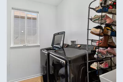 359 W Asbury Drive, Round Lake, IL 60073 - Photo 31