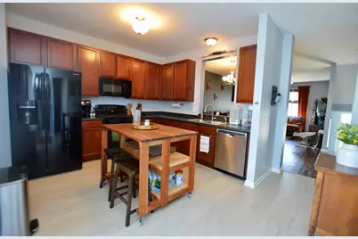 2106 Concord Drive, McHenry, IL 60050 - Photo 5