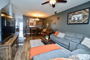 2106 Concord Dr, McHenry, IL 60050 - Photo 3