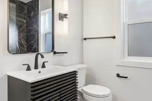 5525 W Berenice Ave, Chicago, IL 60641 - Photo 11