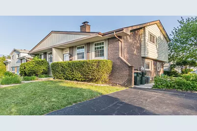 1403 E Lillian Avenue #0, Arlington Heights, IL 60004 - Photo 1