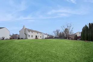 82 Brentwood Dr, Gilberts, IL 60136 - Photo 27