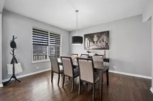 82 Brentwood Dr, Gilberts, IL 60136 - Photo 7