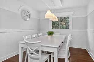 1542 Castlewood Dr, Wheaton, IL 60189 - Photo 5