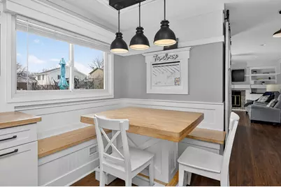 1542 Castlewood Drive, Wheaton, IL 60189 - Photo 9