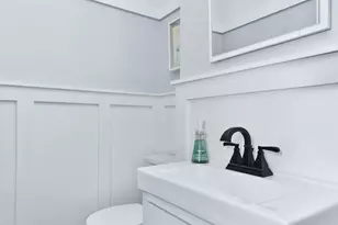 1542 Castlewood Dr, Wheaton, IL 60189 - Photo 13