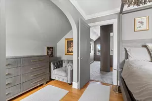 330 E St Charles Rd, Elmhurst, IL 60126 - Photo 25