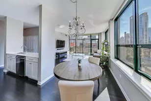 400 W Ontario St, Chicago, IL 60654 - Photo 15