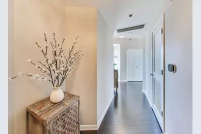 400 W Ontario Street #1005, Chicago, IL 60654 - Photo 9