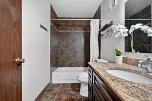 605 Limerick Ln, Schaumburg, IL 60193 - Photo 11