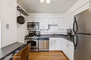 2144 N Lincoln Park W, Chicago, IL 60614 - Photo 13