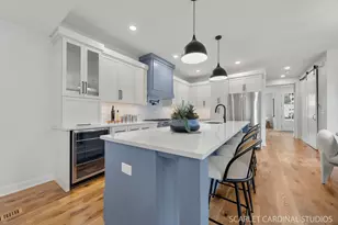 715 N Brainard St, Naperville, IL 60563 - Photo 3