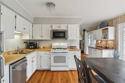 693 Exmoor Terrace, Crystal Lake, IL 60014 - Photo 7