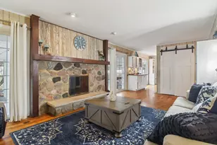 693 Exmoor Terrace, Crystal Lake, IL 60014 - Photo 3