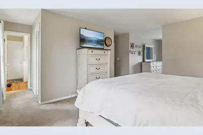 693 Exmoor Terrace, Crystal Lake, IL 60014 - Photo 19