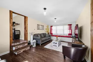 27W726 Central Ave, Warrenville, IL 60555 - Photo 7