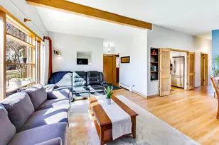 2109 Dobson St, Evanston, IL 60202 - Photo 5