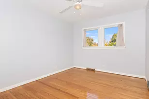 10548 Mason Ave, Chicago Ridge, IL 60415 - Photo 7
