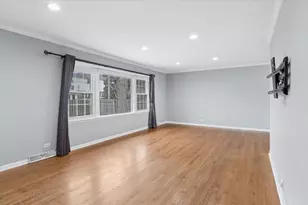 308 Tamarack Ave, Naperville, IL 60540 - Photo 3