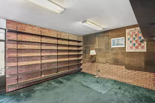 8450 N Shermer Rd, Niles, IL 60714 - Photo 9