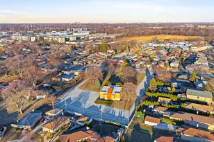 8450 N Shermer Rd, Niles, IL 60714 - Photo 33